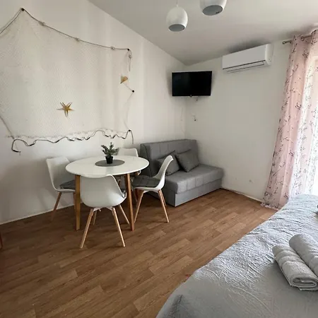 Apartments Triton Rogoznica  Esterno foto